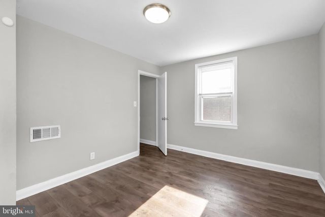 2735 BOOKERT DR, Baltimore, MD 21225