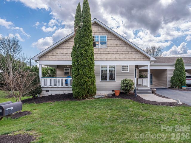 22 Cottage Loop, Waynesville, NC 28785