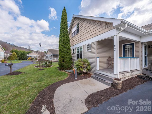 22 Cottage Loop, Waynesville, NC 28785