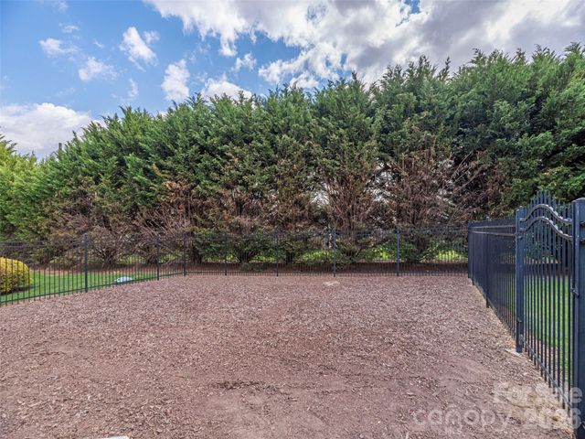 22 Cottage Loop, Waynesville, NC 28785