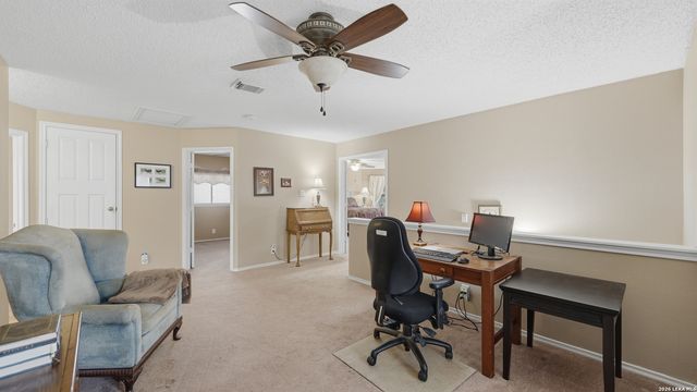 1065 Stone Trl, New Braunfels, TX 78130