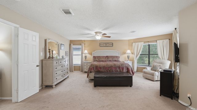 1065 Stone Trl, New Braunfels, TX 78130