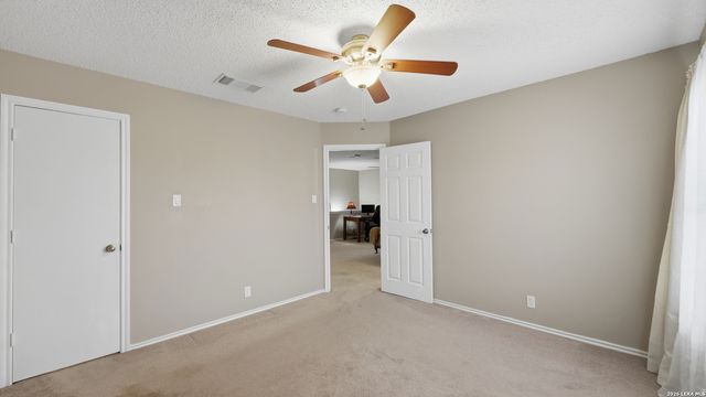 1065 Stone Trl, New Braunfels, TX 78130