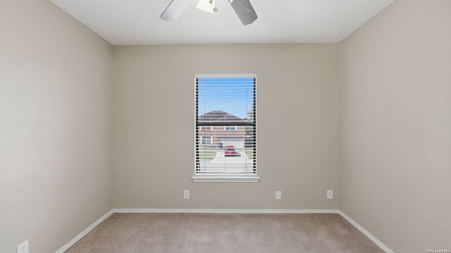 1065 Stone Trl, New Braunfels, TX 78130