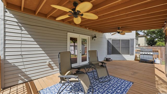 1065 Stone Trl, New Braunfels, TX 78130