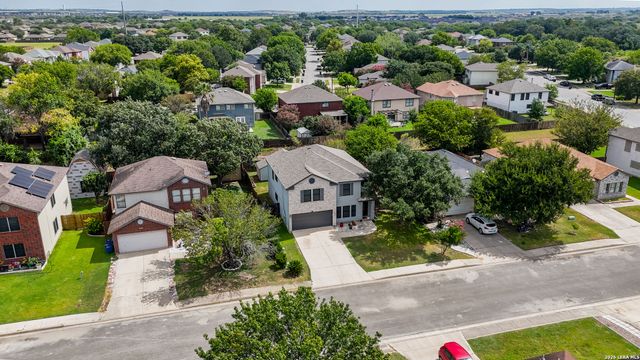 1065 Stone Trl, New Braunfels, TX 78130