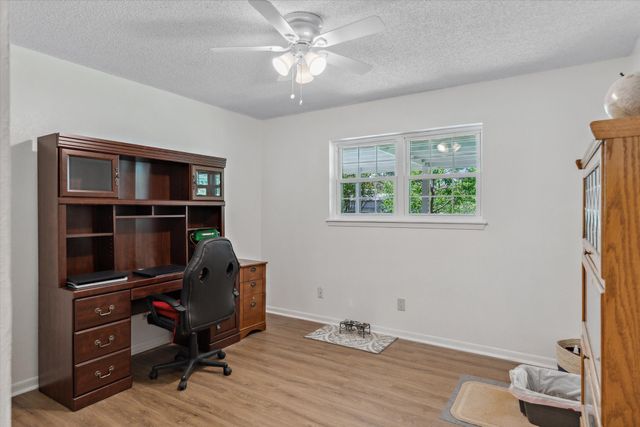 160 County Road 2433, Mineola, TX 75773