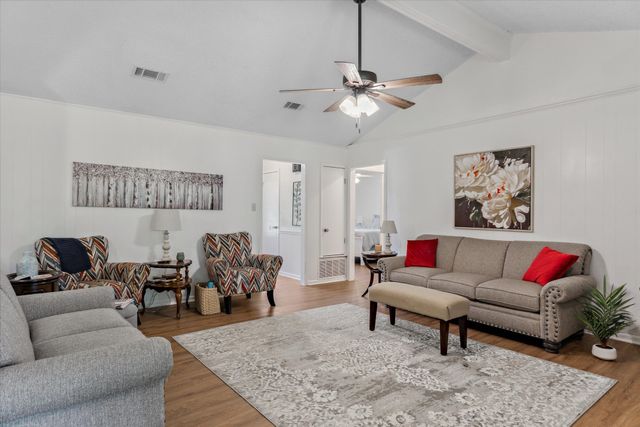 160 County Road 2433, Mineola, TX 75773