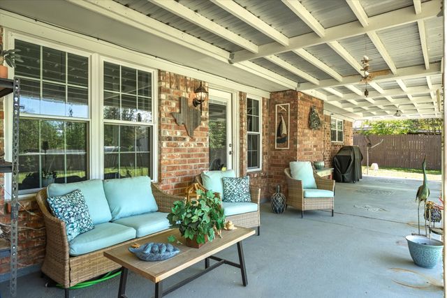 160 County Road 2433, Mineola, TX 75773