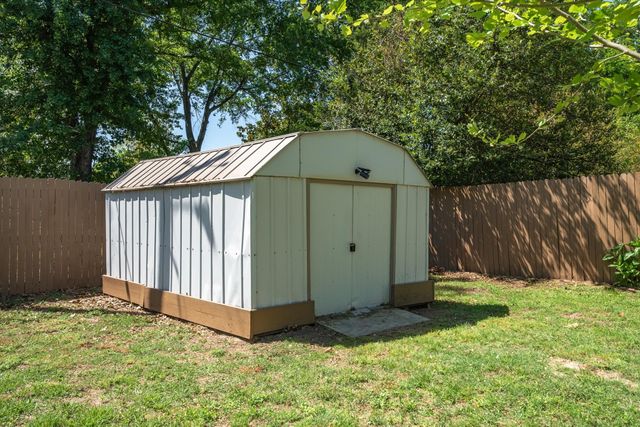 160 County Road 2433, Mineola, TX 75773