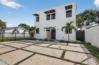 4311 NW 32nd Avenue, Miami, FL 33142
