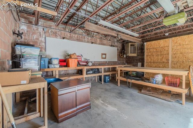 17890 Woodhaven Drive, Colorado Springs, CO 80908