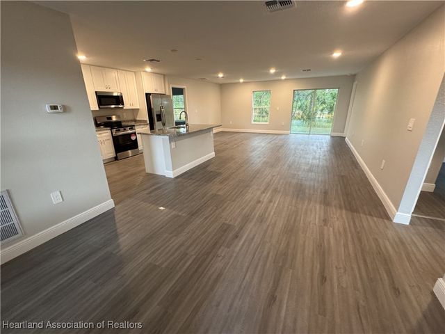 7305 Sun N Lake Boulevard, Sebring, FL 33872