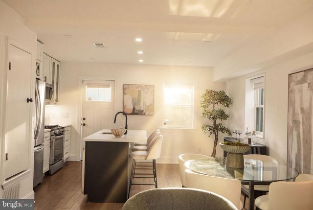 4302 MARTIN LUTHER KING JR AVE SW, Washington, DC 20032