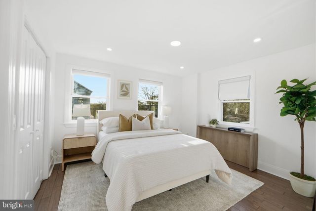 4302 MARTIN LUTHER KING JR AVE SW, Washington, DC 20032