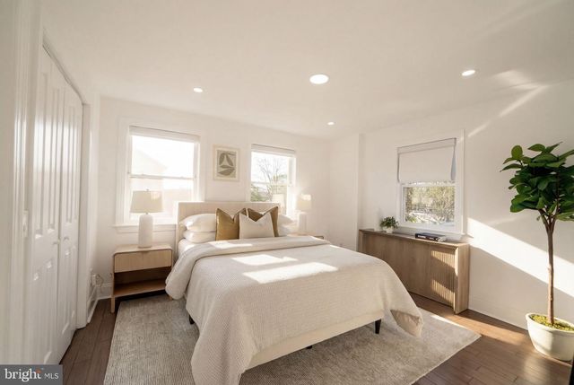 4302 MARTIN LUTHER KING JR AVE SW, Washington, DC 20032