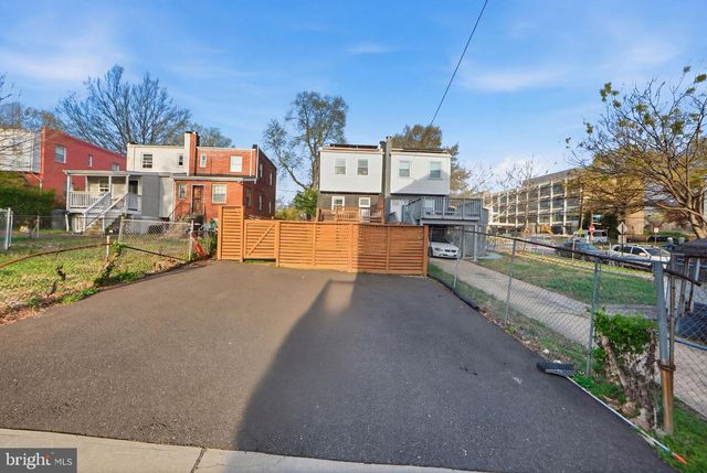 4302 MARTIN LUTHER KING JR AVE SW, Washington, DC 20032