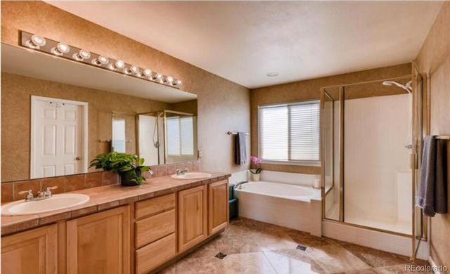 9836 Chatswood Trail, Highlands Ranch, CO 80126