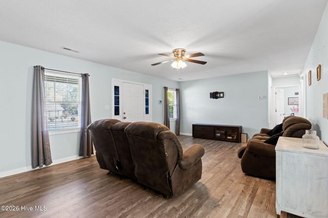 2712 Evans Circle SW, Shallotte, NC 28470