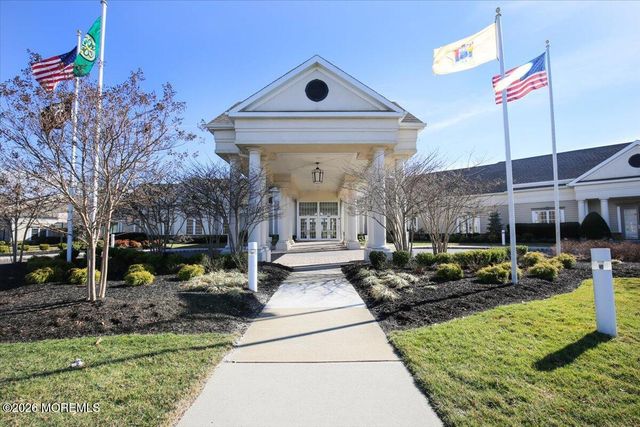 50 Spyglass Drive, Jackson, NJ 08527