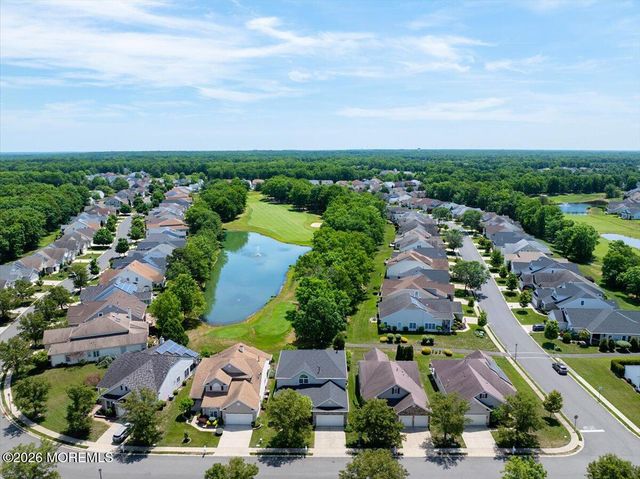 50 Spyglass Drive, Jackson, NJ 08527