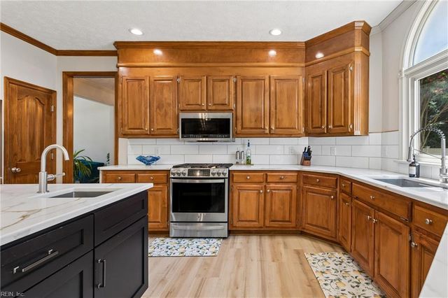 112 Jesse ST, Yorktown, VA 23693