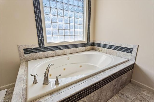 112 Jesse ST, Yorktown, VA 23693