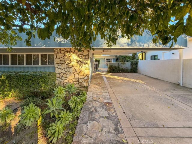 5516 Ethel Avenue, Sherman Oaks, CA 91401