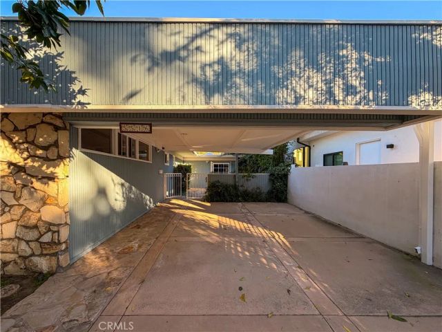 5516 Ethel Avenue, Sherman Oaks, CA 91401