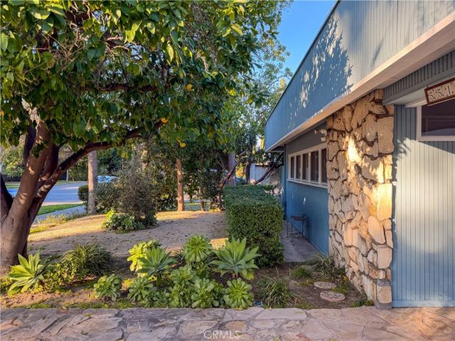 5516 Ethel Avenue, Sherman Oaks, CA 91401