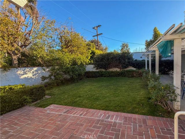 5516 Ethel Avenue, Sherman Oaks, CA 91401