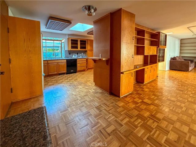 5516 Ethel Avenue, Sherman Oaks, CA 91401