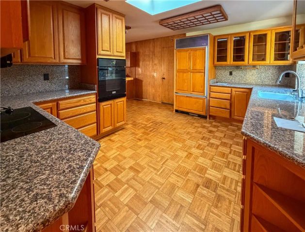 5516 Ethel Avenue, Sherman Oaks, CA 91401