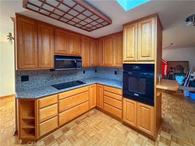 5516 Ethel Avenue, Sherman Oaks, CA 91401