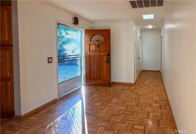 5516 Ethel Avenue, Sherman Oaks, CA 91401