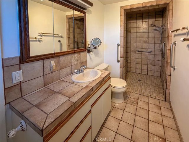 5516 Ethel Avenue, Sherman Oaks, CA 91401