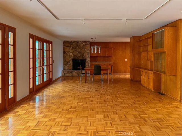 5516 Ethel Avenue, Sherman Oaks, CA 91401