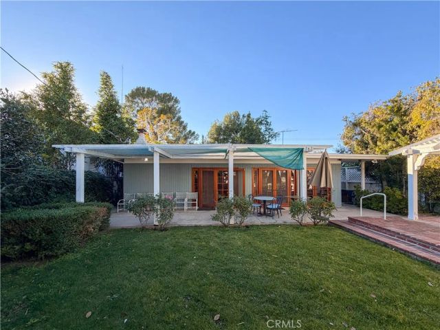 5516 Ethel Avenue, Sherman Oaks, CA 91401