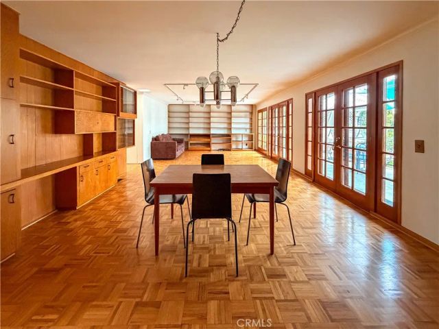 5516 Ethel Avenue, Sherman Oaks, CA 91401