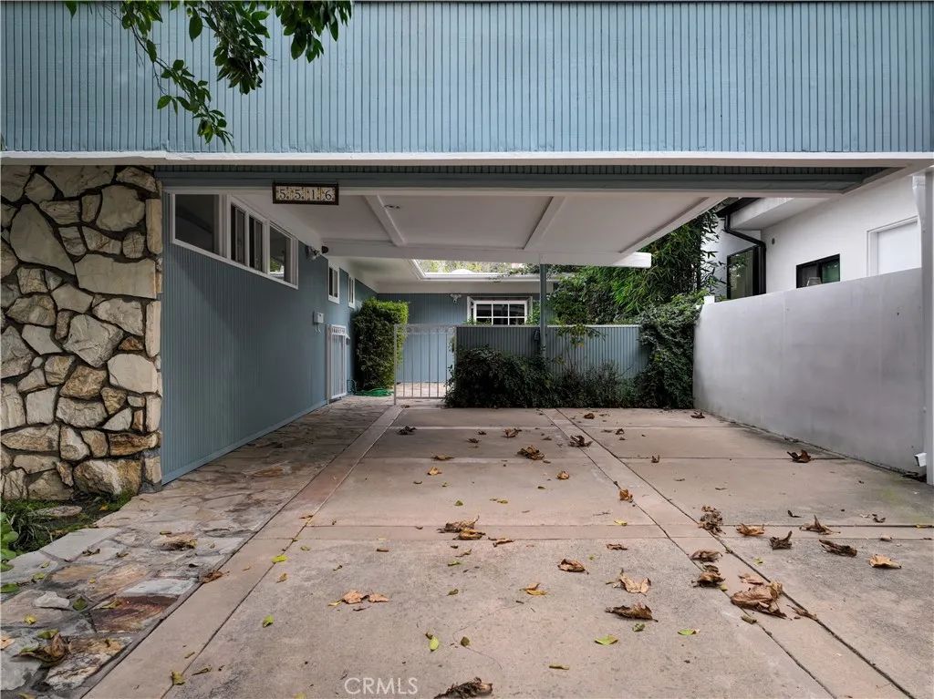 5516 Ethel Avenue, Sherman Oaks, CA 91401