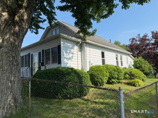 60 Welland Avenue, Waterbury, CT 06708