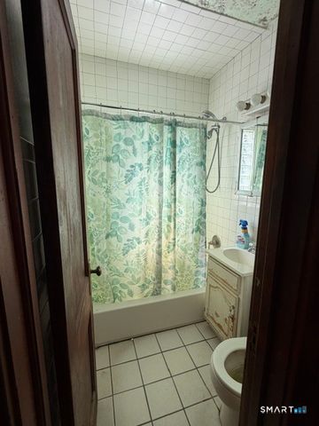 60 Welland Avenue, Waterbury, CT 06708