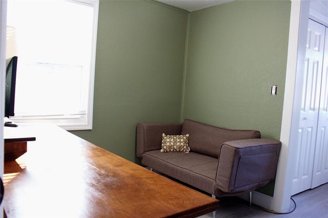 5260 8TH AVENUE N, St Petersburg, FL 33710