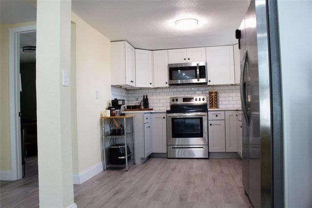 5260 8TH AVENUE N, St Petersburg, FL 33710