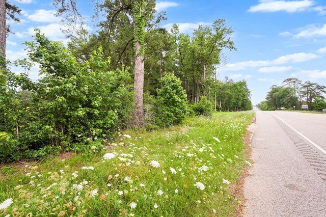 4931 Hwy 150 W, New Waverly, TX 77358