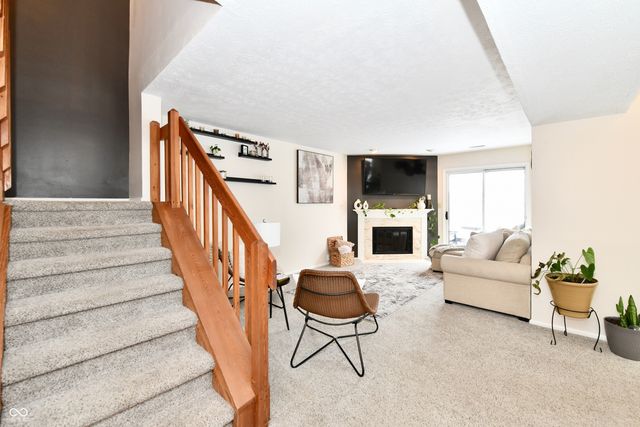 7508 Castleton Farms North Drive N, Indianapolis, IN 46256