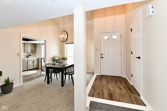 7508 Castleton Farms North Drive N, Indianapolis, IN 46256