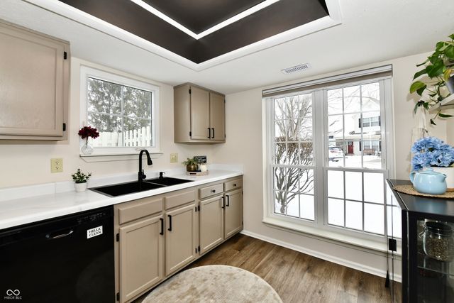 7508 Castleton Farms North Drive N, Indianapolis, IN 46256