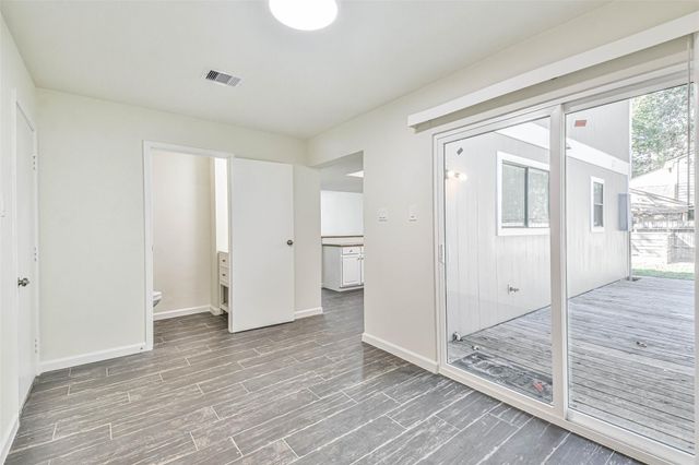 5222 Creek Shadows Drive, Houston, TX 77339