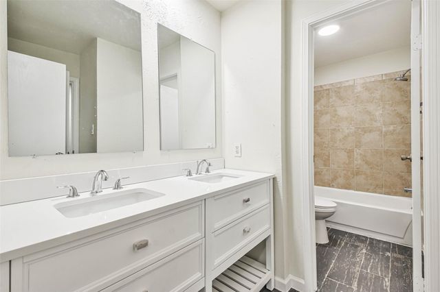 5222 Creek Shadows Drive, Houston, TX 77339